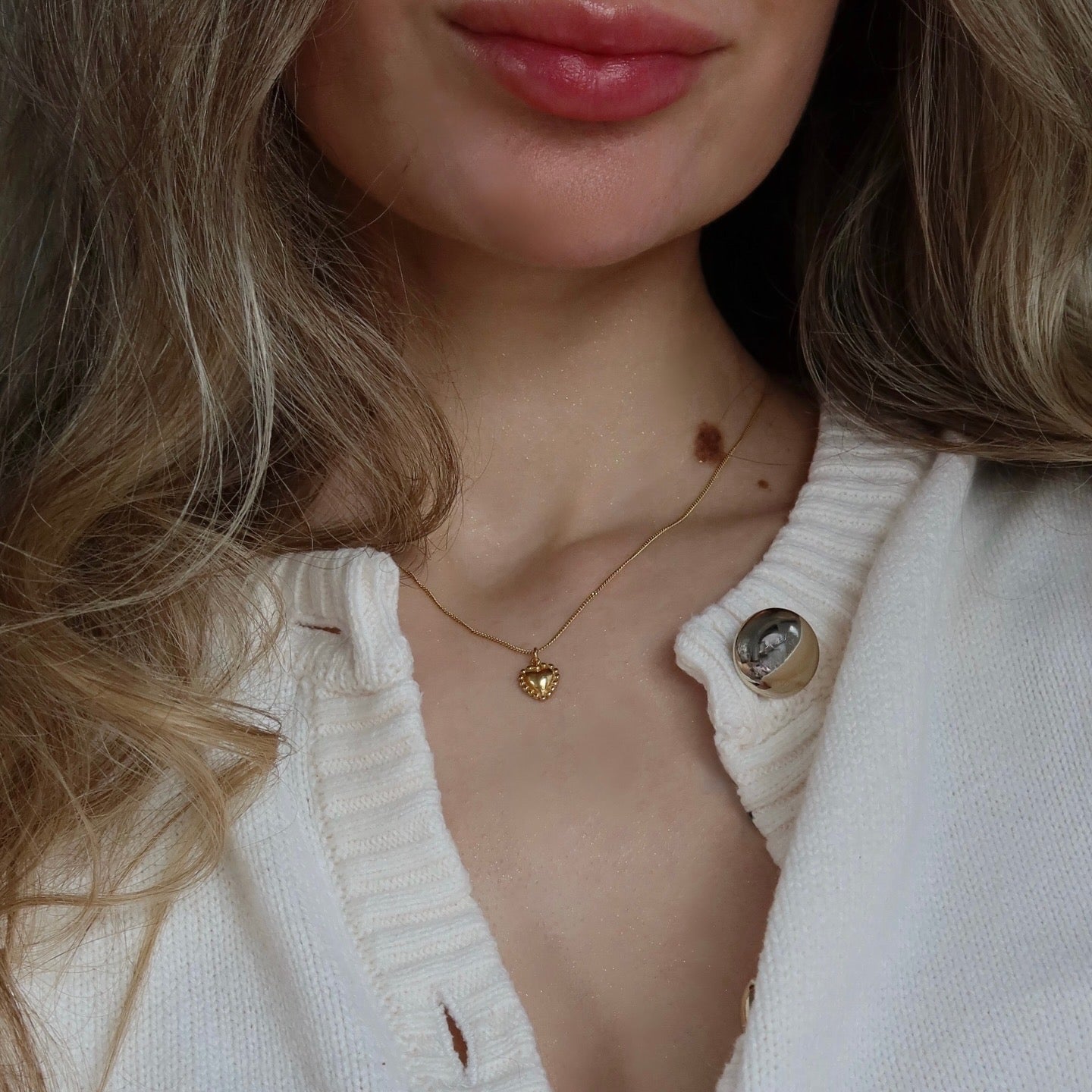 VESTA naszyjnik z sercem