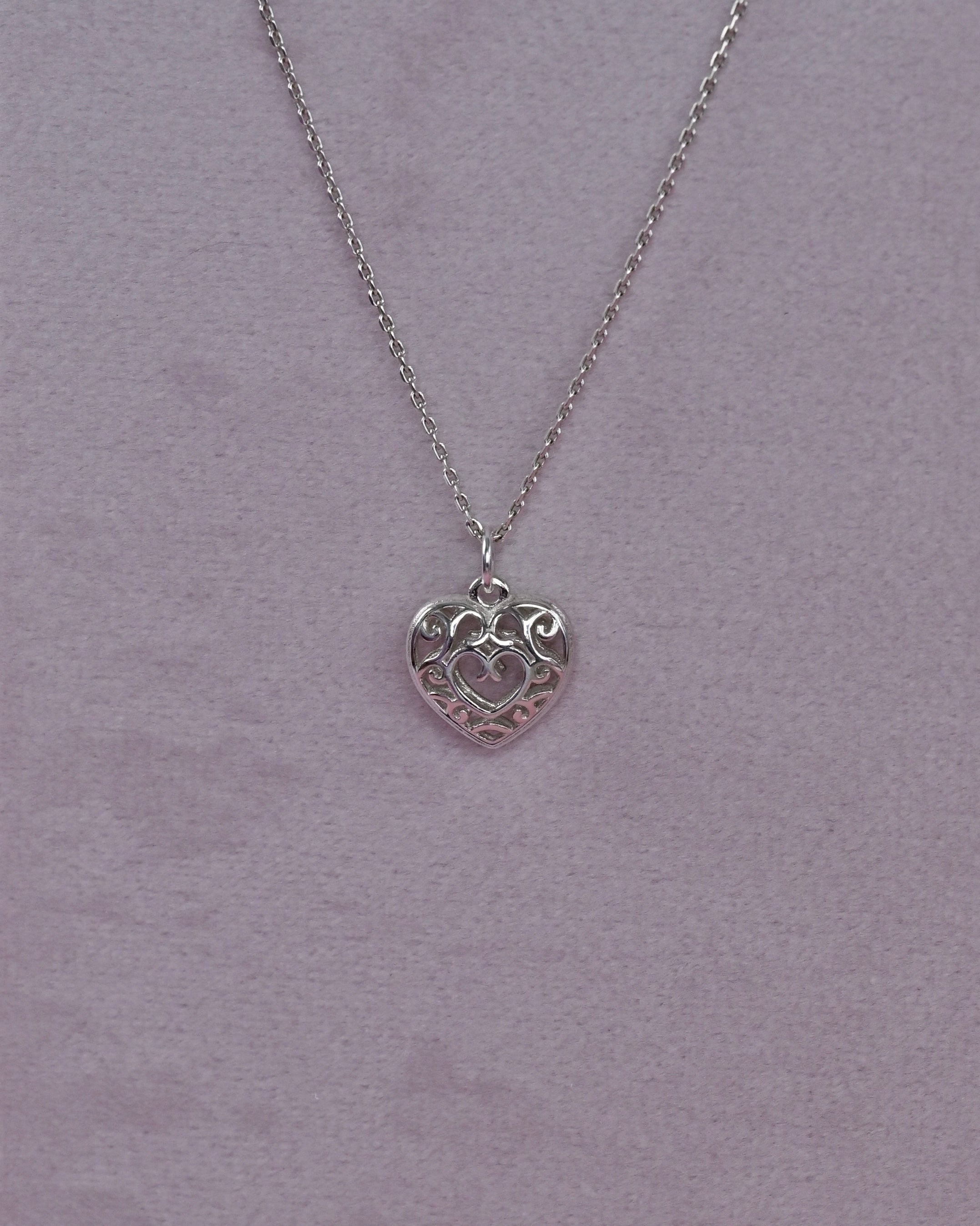 JULIET naszyjnik z ażurowym sercem