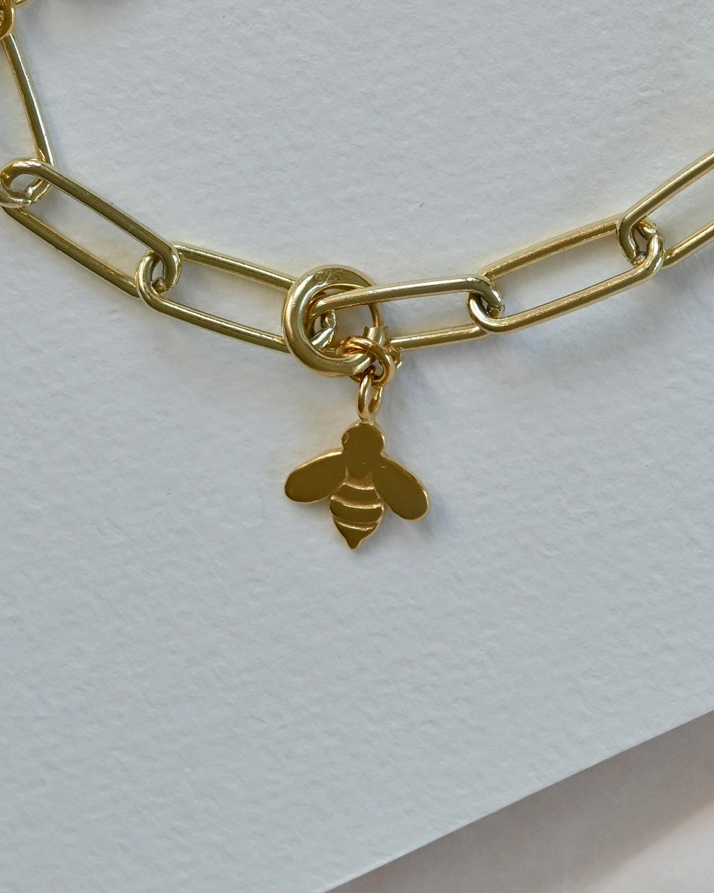 Pszczoła charms