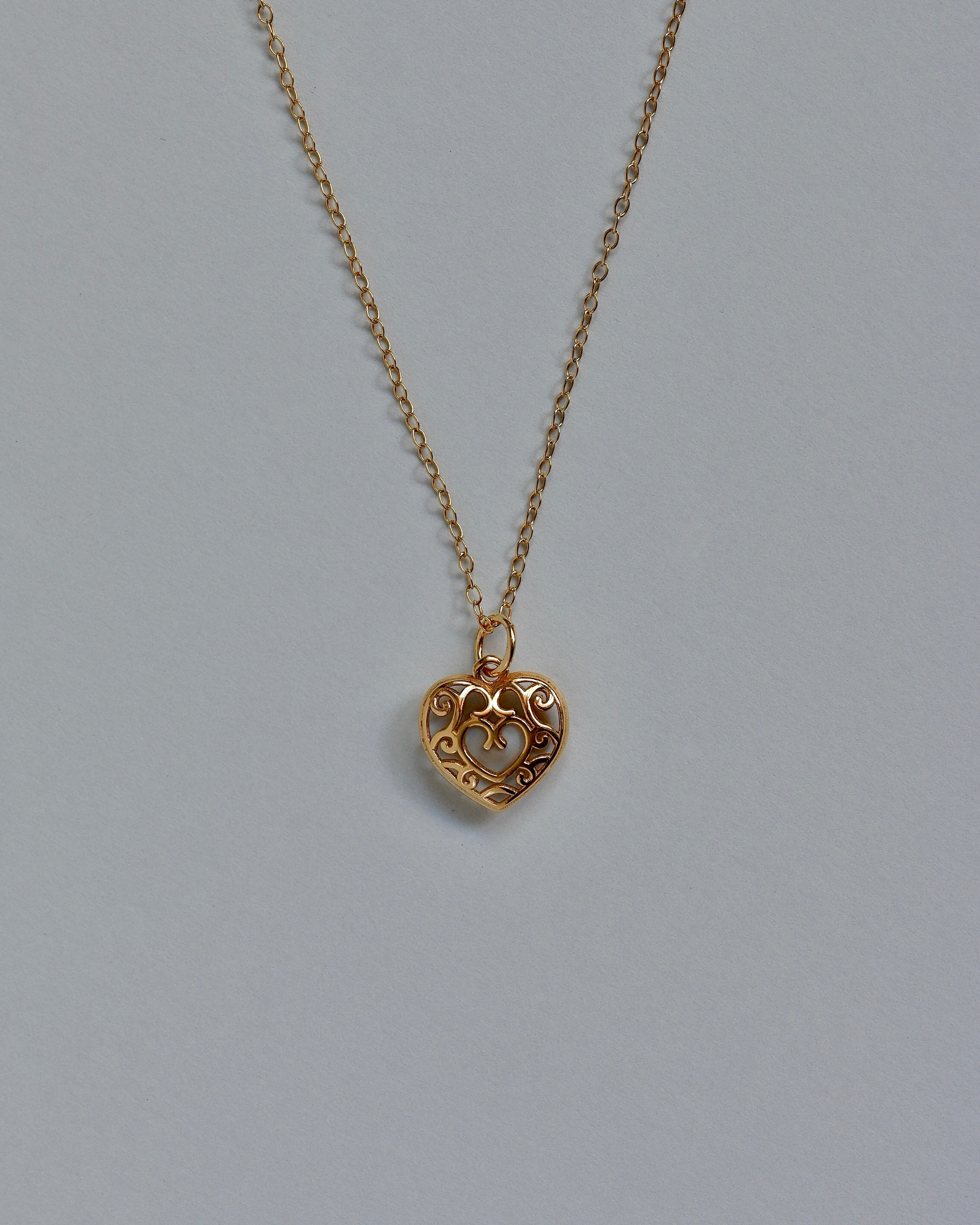 JULIET openwork heart necklace