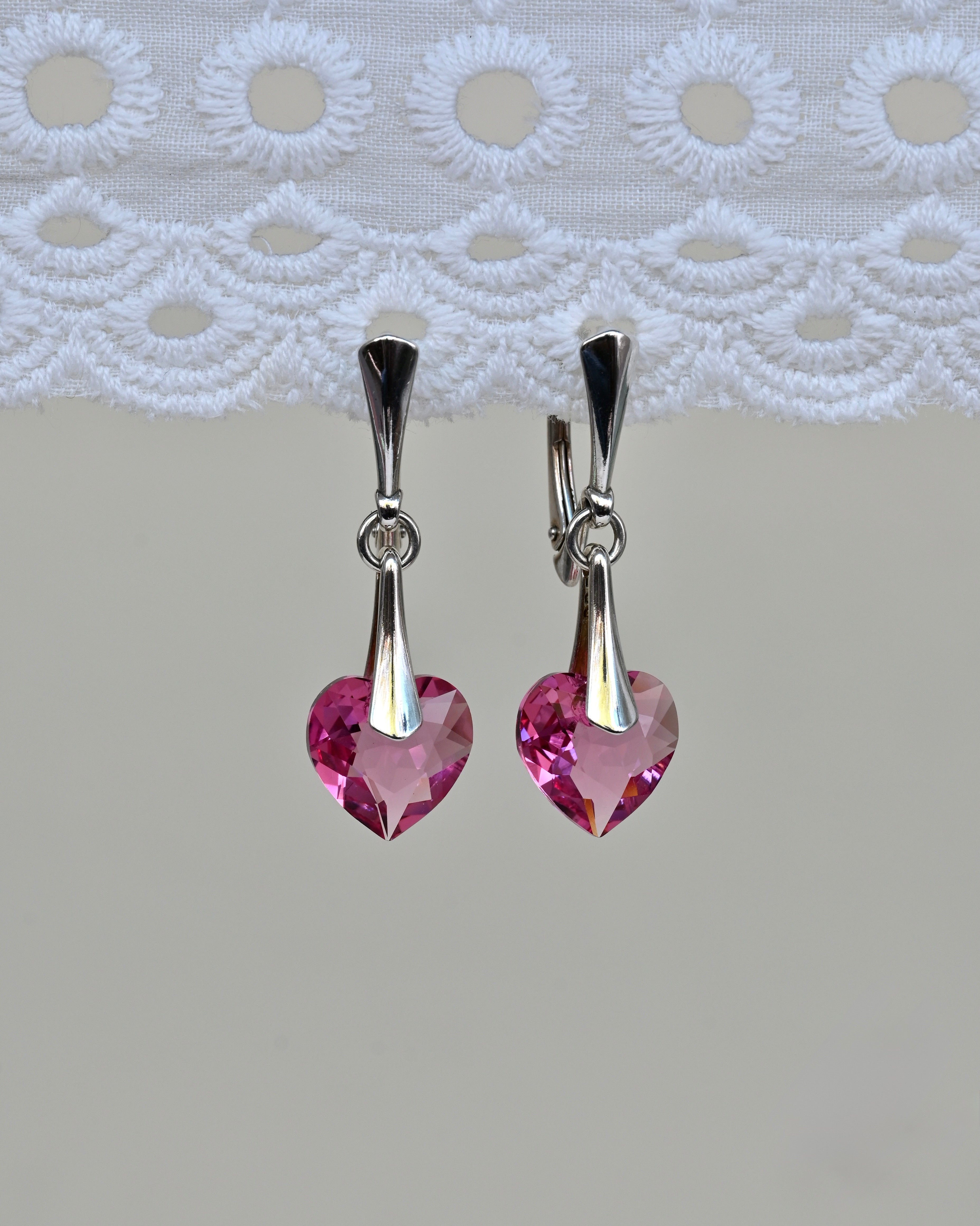 LAURA Earrings with Swarovski crystals