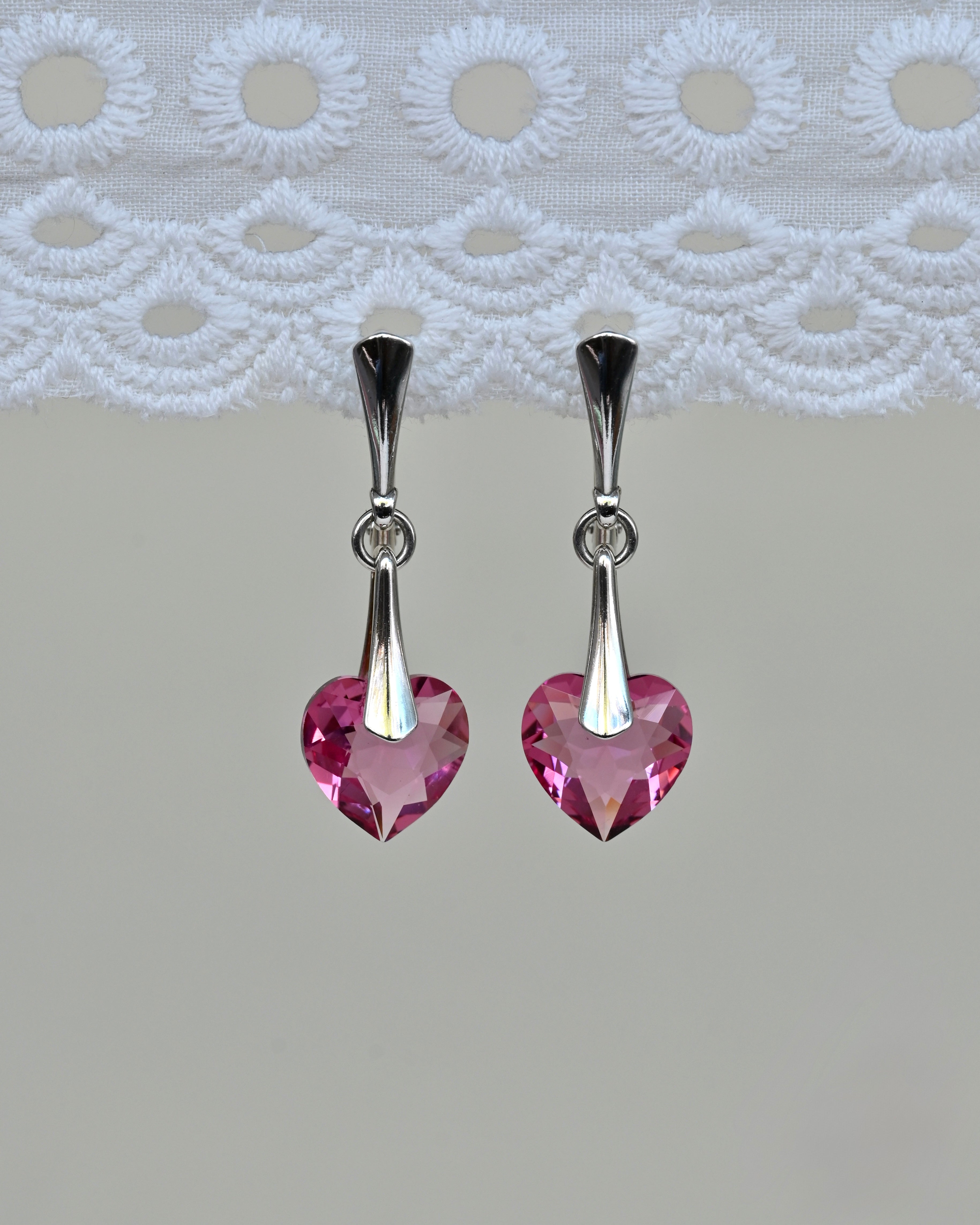 LAURA Earrings with Swarovski crystals