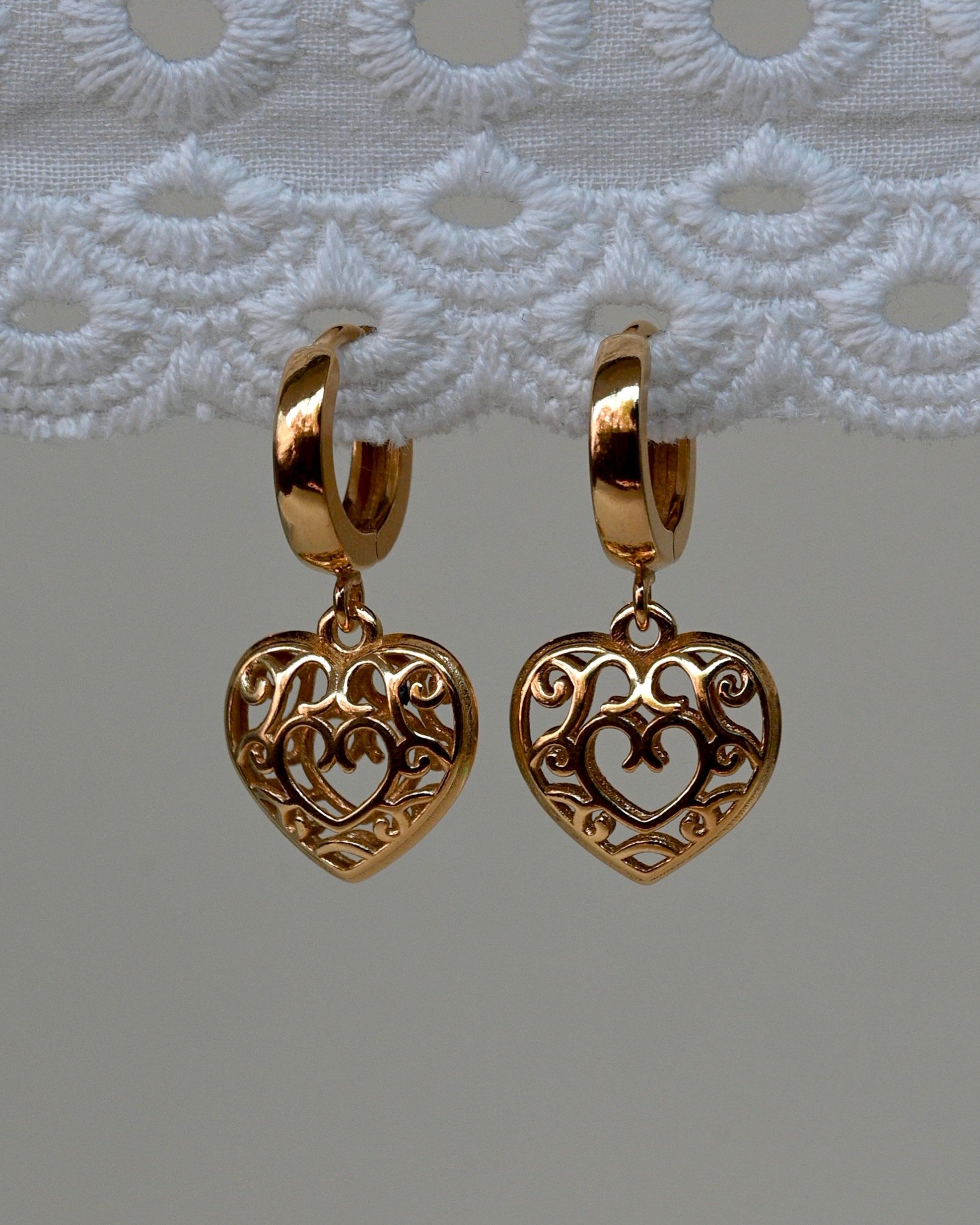 JULIET earrings with openwork hearts